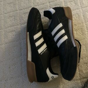 Adidas Mundial Goal Soccer Shoes